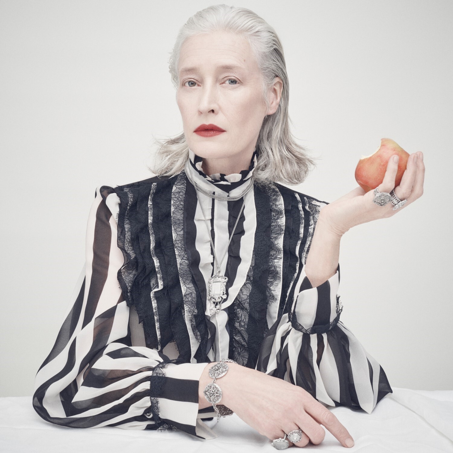 Zara ショップ詳細 みなとみらい東急スクエア Zara ショップ詳細 みなとみらい東急スクエア