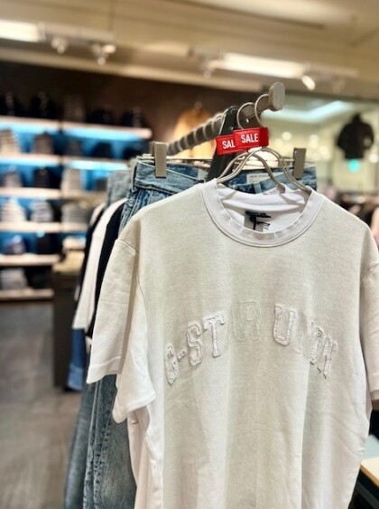 SUMMER SALE 開催！この夏おすすめロゴTシャツをご紹介