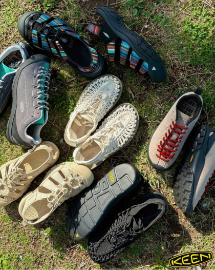 大人気【KEEN】アクティブに動けてオシャレなサンダル