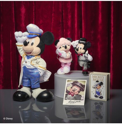 ディズニーストアから、11月18日のミッキーのお誕生日を記念した新コレクションが登場