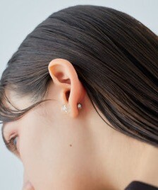 Winter 2025 "VERY MERRY" -Ornament Pierce-