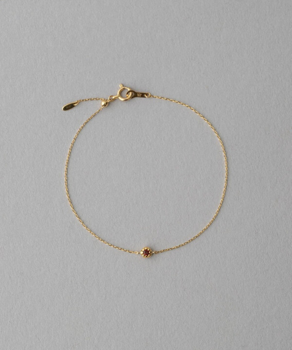 January birthstone "Garnet"