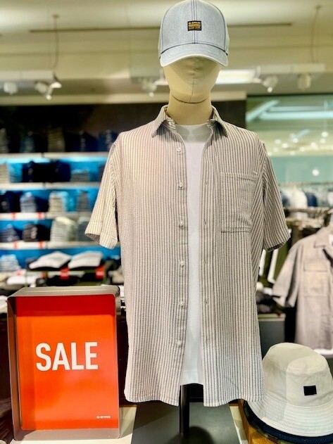 SUMMER SALE開催中！30％OFFのおすすめ半袖シャツ