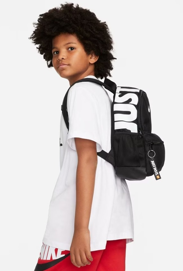 お出かけシーズンの秋！ジュニアにおすすめコーデ