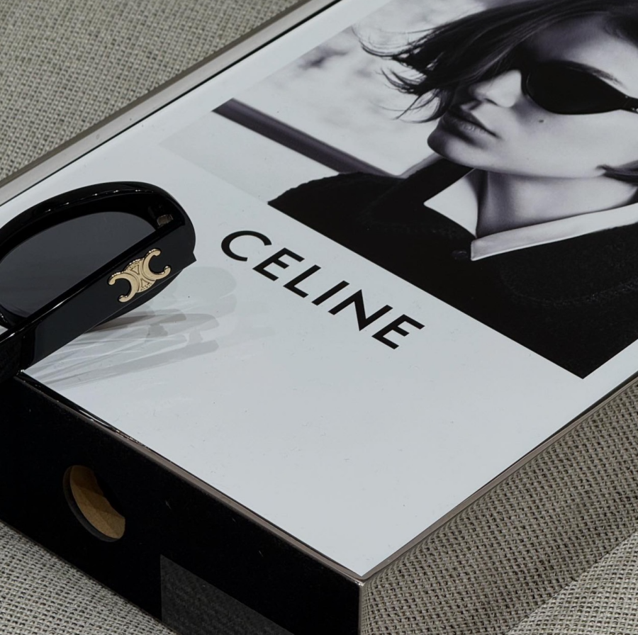 人気の CELINE トリオンフサングラスが再入荷しました！