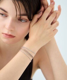 Winter 2025 "VERY MERRY" -Line Stone-